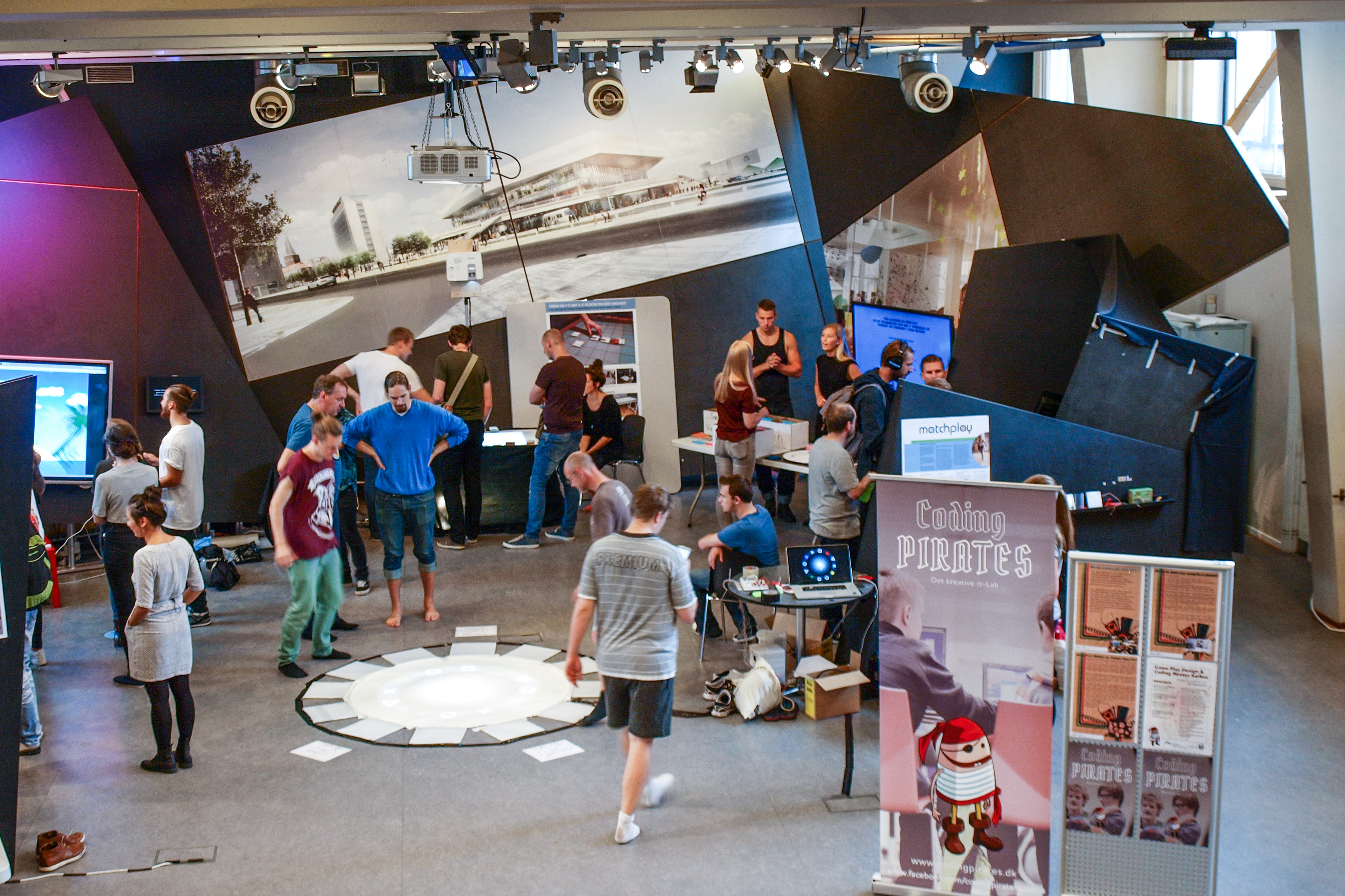 AU i anledning af Kulturby 2017. Her får studerende mulighed for at arbejde med kultur i praksis - bl.a. inden for gaming og design. FOTO: Fra artikel af Jakob Høegh.